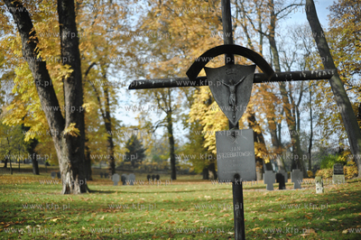Dzien Wszystkich Swietych w Gdansku, w tym specjalnym...