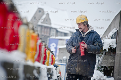 Zlozenie zniczy i wiencow w Rocznice Grudnia 70 pod...