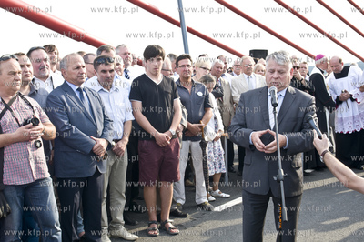 Otwarcie mostu w Kwidzynie. Nz. Marszalek Senatu Bogdan...