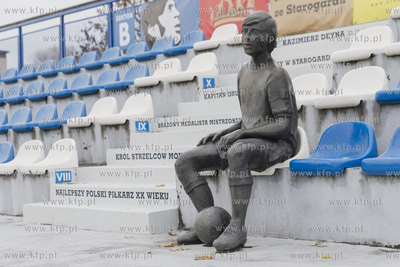 Stadion Miejski im. Kazimierza Deyny.Nz. Pomnik Kazimierza...