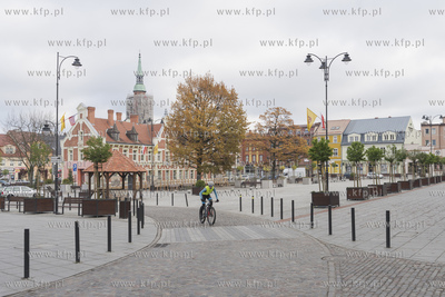 Starogard Gdański,Rynek, ratusz i kamienice109.2019Fot....