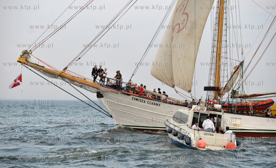 Wielka parada zaglowcow po Zatoce Gdanskiej na zakonczenie...