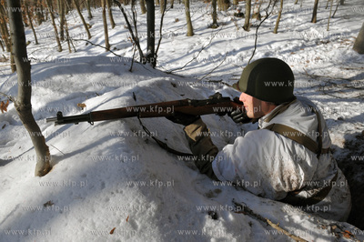 Rekonstrukcja bitwy w Ardenach przygotowana przez Muzeum...