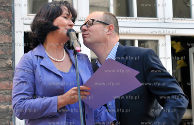 Gdansk. Ul. Mariacka 42. Filia Wojewodzkiej i Miejskiej...