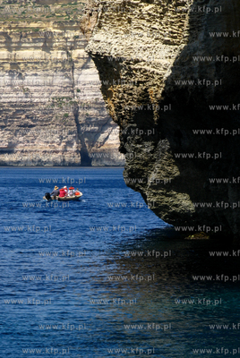 Malta. Lazurowe Okno na wyspie Gozo 01.05.2013 fot....