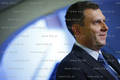 Sopot. Sesja Rady Miasta. Nz Prezydent Sopotu Jacek...