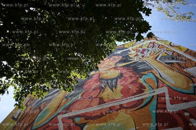 Spacer rowerowy po kolekcji murali na osiedlu Gdańsk...