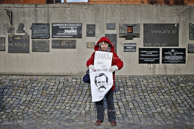 Gdańsk. Plac Solidarności. Wiec poparcia dla Lecha...