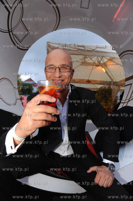 Plac Zdrojowy, Sopot. Otwarcie pierwszej w Polsce sezonowej...