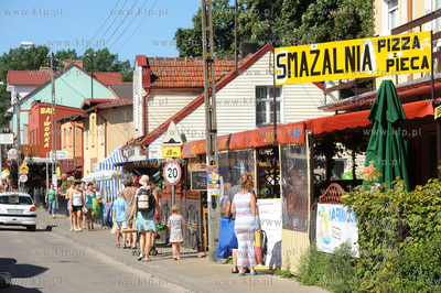 Karwia. Glowna ulica 20.08.2009fot. Wojciech Strozyk...