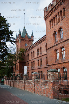 Slupsk. Budynek Akademii Pomorskiej.
07.10.2011
fot....