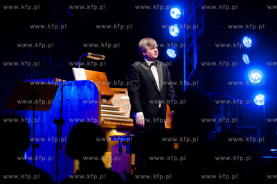 Gdansk. Filharmonia Baltycka. Koncert tenora Wieslawa...