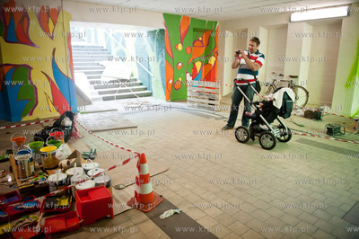 Gdansk. Przejscie podziemne w poblizu Gdanskiego Uniwersytetu...