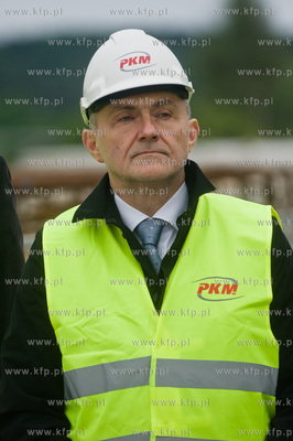 Gdansk. Powstajacy wiadukt Pomorskiej Kolei Metropolitalnej...