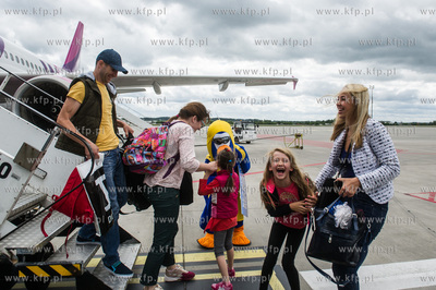 Gdańsk. Port Lotniczy Gdańsk im. Lecha Wałęsy....