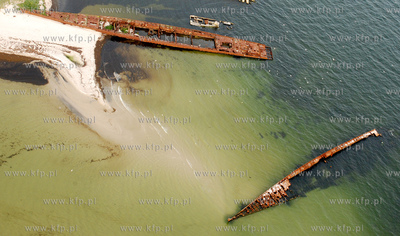 Polwysep Helski z Lotu Ptaka. Nz. Hel - Wraki okretow...