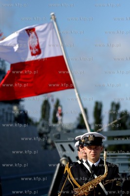Port Wojenny w Swinoujsciu, Uroczyste przekazanie obowiazkow...