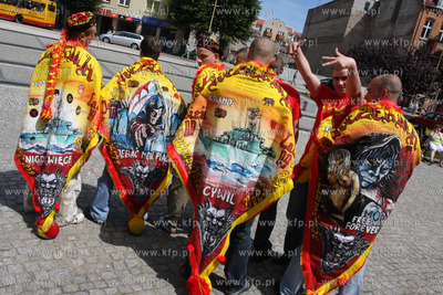 Swinoujscie. Ostatni poborowi wychodza dzis do rezerwy....