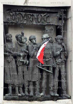Gdansk. Zaloba po tragicznej smierci Prezydenta RP,...
