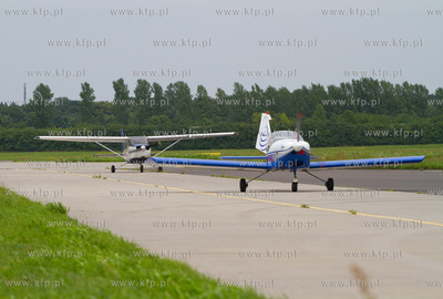 Gdynia, Oksywie. Przed godzina 17 na lotnisku 43 Bazy...