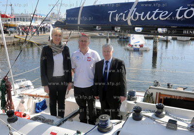 Gdynia. Pozegnanie kpt. Krystiana Szypki, ktory na...