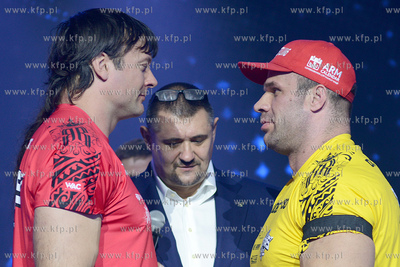 Hala Sportowo - Widowiskowa w Rumi. Konferencja prasowa...