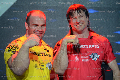 Hala Sportowo - Widowiskowa w Rumi. 50. Gala Armwrestligu...