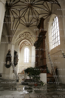 Kosciol sw. Katarzyny w Gdansku po pozarze.
23.05.2006
fot....