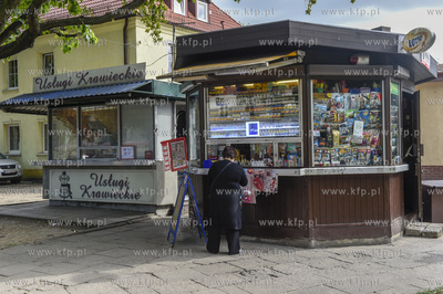 Gdańsk, Strzyża. Kiosk i punkt usług krawieckich...