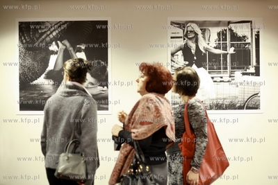 Gdańsk. Dwór Oliwski. Wernisaż wystawy fotografii...