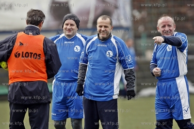 Gdansk. Boisko przy ul. Traugutta.  Sylwestrowy mecz...
