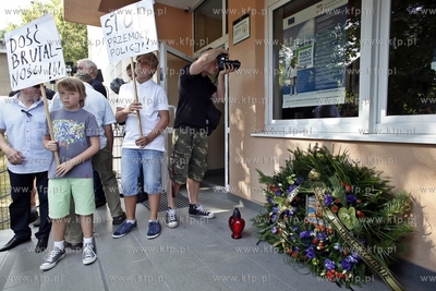 Marsz przeciwko przemocy policji w Gdansku Wrzeszczu,...