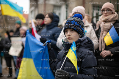 Stand With Ukraine. Pikieta przy Konsulacie Generalnym...