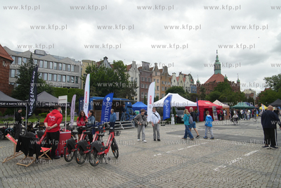 Targ Węglowy. Piknik New Mobility Experience Urban...