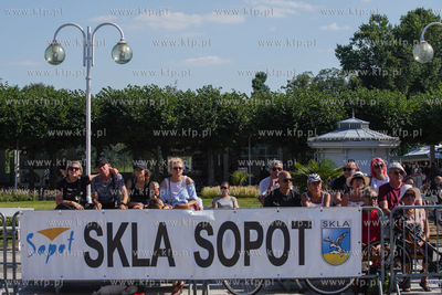 Jubileuszowej XXXV „Tyczka na Molo” w Sopocie....