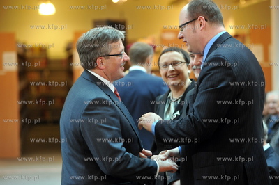 Obchody 40-lecia Uniwersytetu Gdanskiego. n/z marszalek...