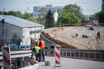 Gdansk. Budowa ulic i torowisk na ul Hallera i Uczniowskiej,...