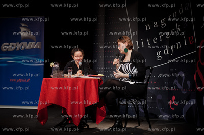 Gdynia. Teatr Miejski im Witolda Gombrowicza. Jesienne...