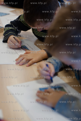 Gdynia. Infobox. Warsztaty plastyczne pt. Pocztowka...