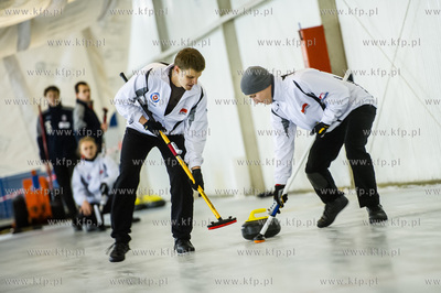 Gdansk. Hala Oliwia. Tor Curlingowy. Mecz 5 kolejki...