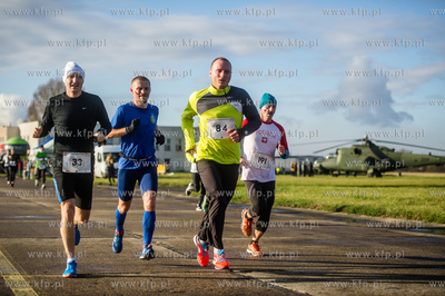 49 Baza Lotnicza w Pruszczu Gdańskim. Bieg Niepodległości.
12.11.2016
fot....