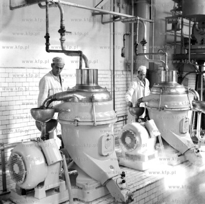 Linia produkcyjna wyrobów czekoladowych w ZPC Bałtyk...