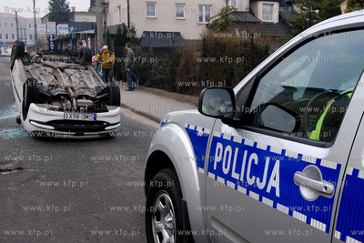 Rumia. O duzym szczesciu moze mowic kierowca Peugeota...