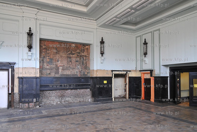 Trwaja przygotowania do remontu i modernizacji wpisanego...