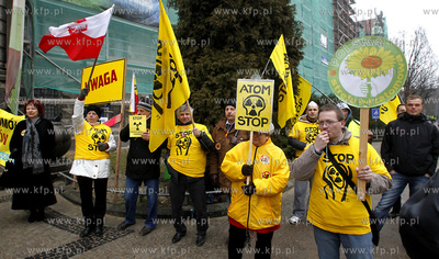 Przed szczecinskim Urzedem Wojewodzkim odbyla się...