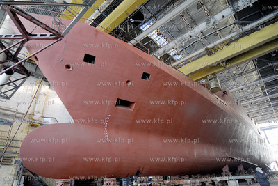 Niedokonczona Korweta Gawron oczekujaca na decyzje...