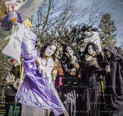 Oliwa, Park Oliwski. II Festiwal Etnowiosnowisko. Happening...