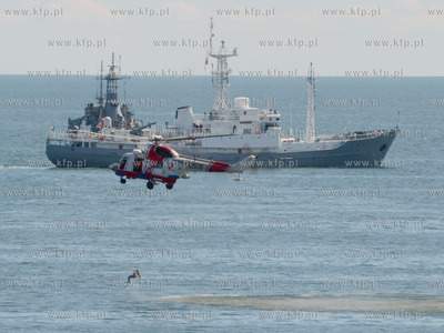 Cwiczenia przed pokazem sil Marynarki Wojennej na zakonczenie...