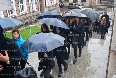 Starogard Gdański. Ogólnopolski czarny protest kobiet....