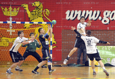Mecz pilki recznej I ligi SMS ZPR Gdansk - Wybrzeze...